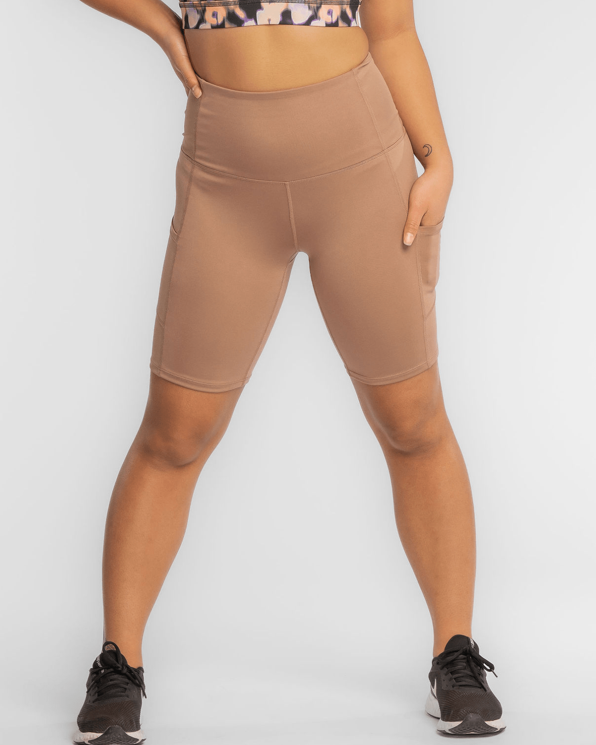 Hi Five High-Waisted Biker Short – Just Brew It (XS/S/M)