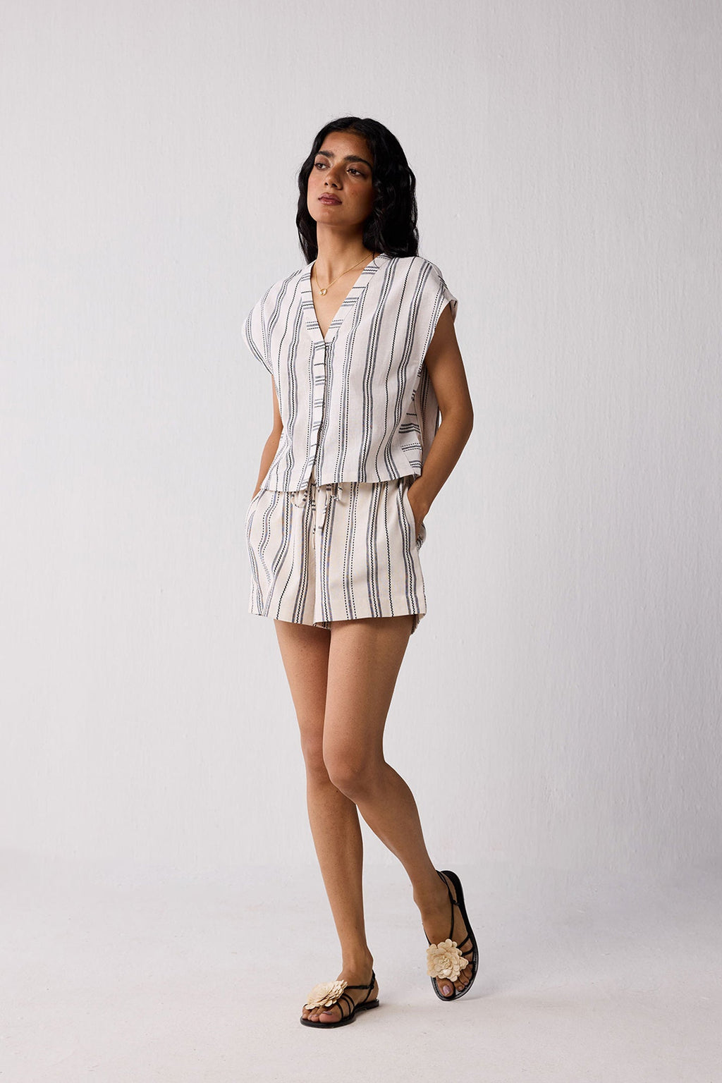 Regular Drawstring Shorts in Stripes